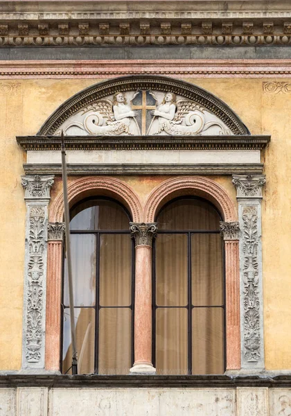 Verona - Piazza dei sinyorlar sivil ve siyasi Verona, İtalya kalbidir