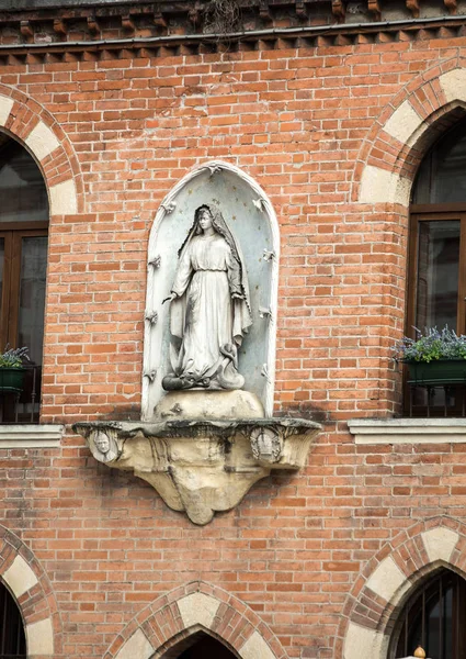 Verona - Piazza dei Signori is het maatschappelijke en politieke hart van Verona, Italië — Stockfoto