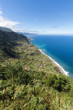 Madeira, Portekiz Kuzey kıyısında üzerinde bakış açısı