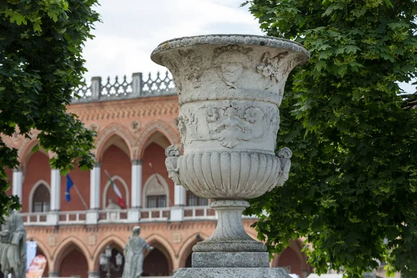 Piazza Prato della Valle, Padua, İtalya. — Stok fotoğraf