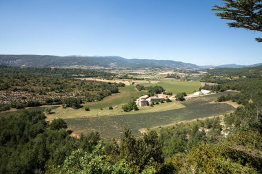 Çiftçinin alanları aşağıda Sault, Provence Fransa Vadisi'nde patchwork