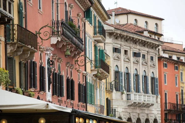 Den historiska stadskärnan i Verona. Italien — Stockfoto
