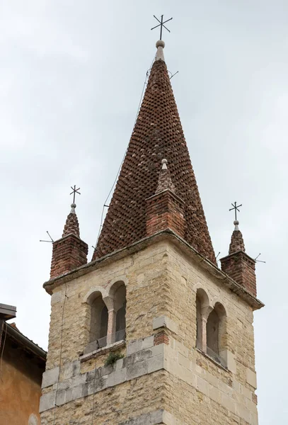 Verona - Piazza dei Signori jest obywatelskie i polityczne centrum Werona, Włochy — Zdjęcie stockowe