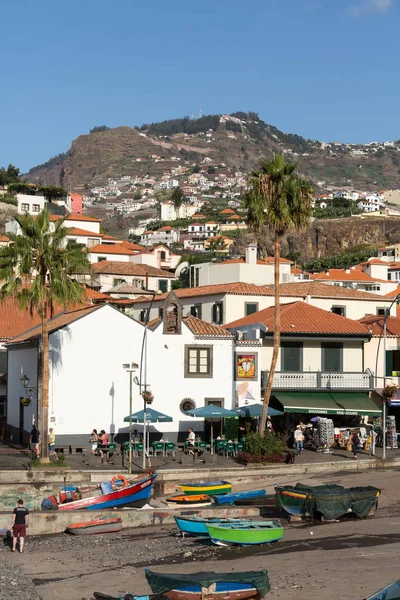 Camara de Lobos - traditioneel vissersdorp, ligt vijf kilometer van Funchal op Madeira. Portugal — Stockfoto