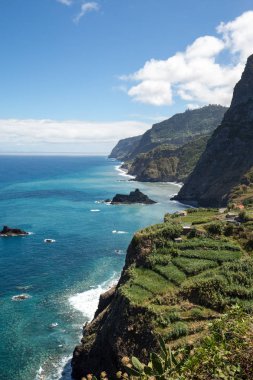 Madeira, Portekiz Kuzey kıyısında üzerinde bakış açısı