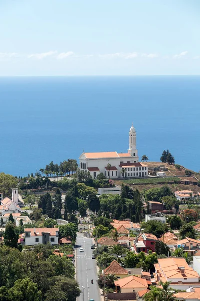 Vue panoramique de Funchal sur l'île de Madère. Portugal — Photo