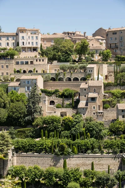 Středověké horské město Gordes. Provence. Francie. — Stock fotografie