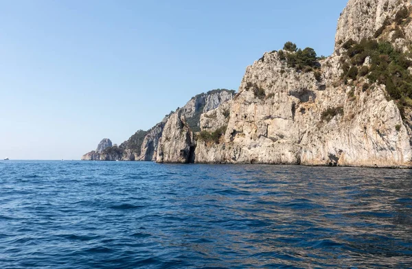 Isla Capri Lugar Muy Pintoresco Exuberante Extraordinario Italia Famoso Por — Foto de Stock