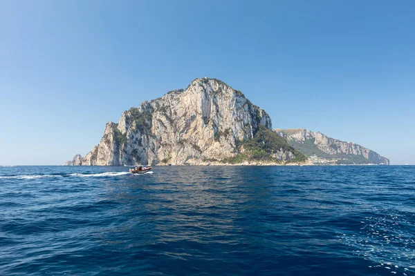Остров Капри Живописное Роскошное Необычное Место Италии Известное Своими Высокими — стоковое фото