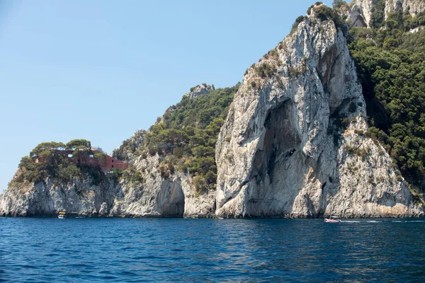 Capri Italia Giugno 2017 Vista Dalla Barca Sulle Barche Con — Foto Stock