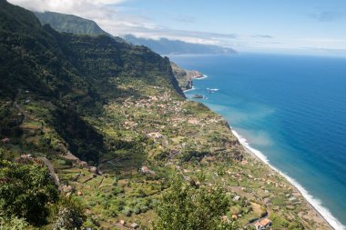 Madeira, Portekiz Kuzey kıyısında üzerinde bakış açısı