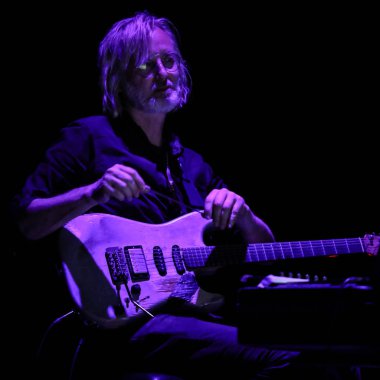 Gorlice, Polonya - July14 2017: Eivind Aarset uluslararası multimedya sunum - ortam Festivali canlı. Gorlice. Polonya