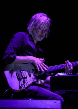 Gorlice, Polonya - July14 2017: Eivind Aarset uluslararası multimedya sunum - ortam Festivali canlı. Gorlice. Polan