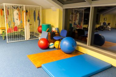 Wisla, Polonya - 23 Ekim 2105: Spor salonu ve fitness Rehabilitasyon merkezinde Engelli odası Wisla, Polonya