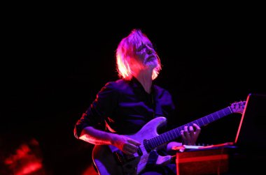 Gorlice, Polonya - July14 2017: Eivind Aarset uluslararası multimedya sunum - ortam Festivali canlı. Gorlice. Polan