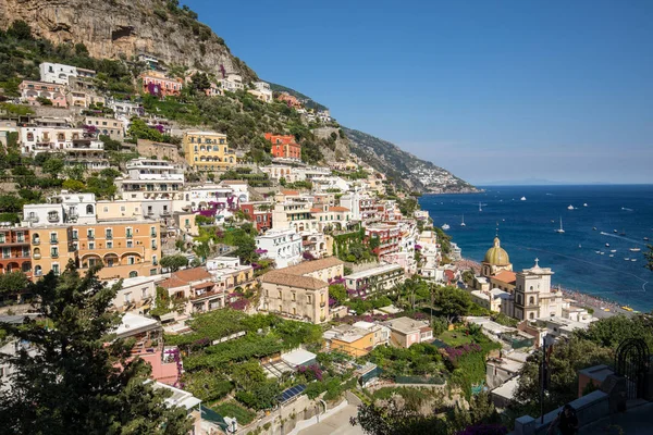 Coloratissima Positano Gioiello Della Costiera Amalfitana Con Sue Case Multicolori — Foto Stock