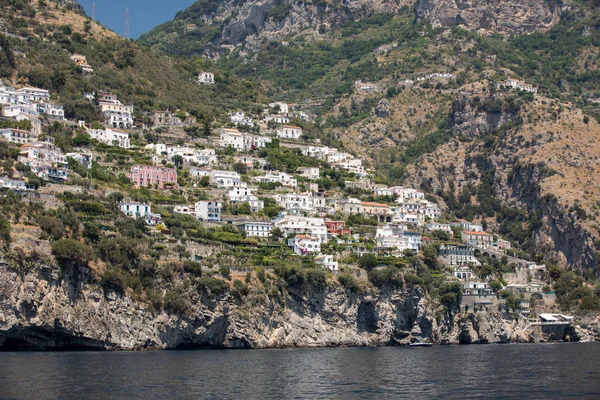 Amalfi Nin Kayalık Sahillerinde Özel Villalar Daireler Campania Talya — Stok fotoğraf