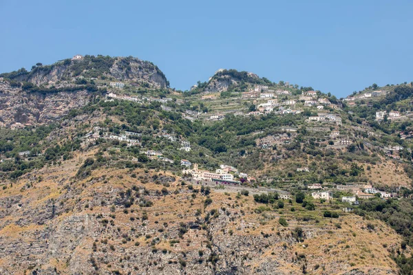 Amalfi Nin Kayalık Sahillerinde Özel Villalar Daireler Campania Talya — Stok fotoğraf