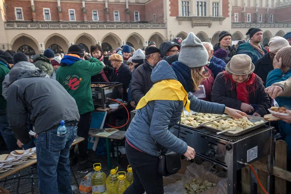 Краков Польша Декабря 2017 Года Сочельник Бедных Бездомных Главной Площади — стоковое фото
