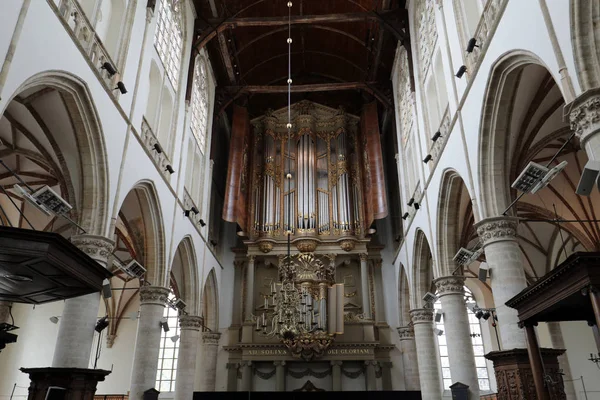 阿尔克马尔 2017年4月21日 劳伦斯教堂内的两个器官 格罗特柯克格罗特柯克或大教堂 在荷兰的阿尔克马尔 — 图库照片