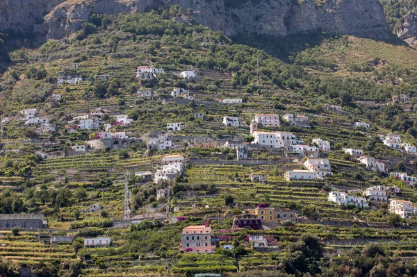 Amalfi Nin Kayalık Sahillerinde Özel Villalar Daireler Campania Talya — Stok fotoğraf