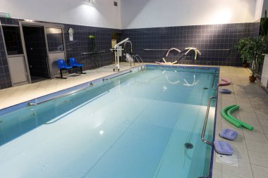 Wisla, Polonya - 23 Ekim 2105: Hidroterapi Havuzu Wisla, Polonya Engelliler Rehabilitasyon Merkezi