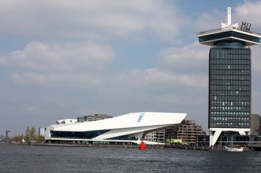 Amsterdam, Hollanda - 20 Nisan 2017: Göz Film Enstitüsü Hollanda Amsterdam Hollanda bulunur. Sinematografi Müzesi içerir