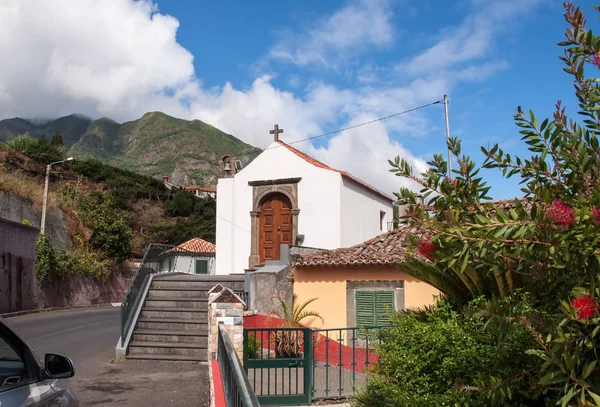 Mycket Liten Gamla Kyrka Sao Vicente Madeira Portugal — Stockfoto