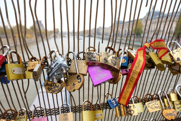 Paris France November 2017 Love Padlocks Seine Bridge Paris France — Stock Photo, Image