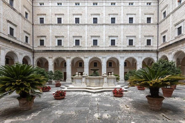 Montecassino Italy June 2017 Cloister Benedictine Abbey Montecassino Italy — Stock Photo, Image