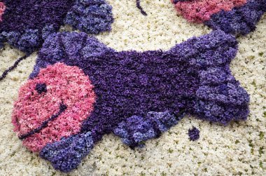 Noordwijkerhout, Hollanda - 21 Nisan 2017: geleneksel çiçek, sümbül yapılmış balık Bloemencorso Noordwijk Haarlem Hollanda için geçit töreni