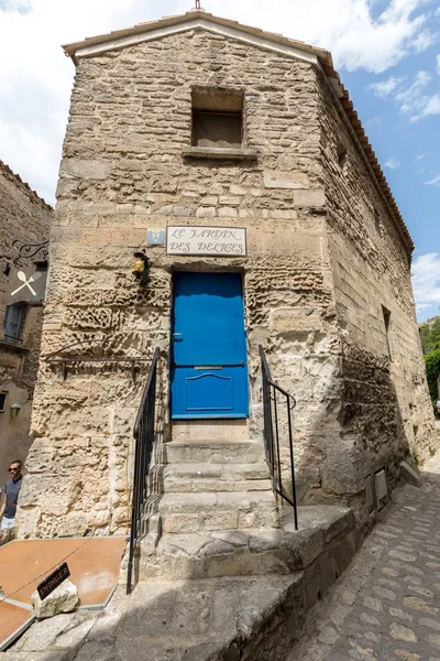 Les Baux Provence Francia Junio 2017 Calle Pueblo Medieval Les —  Fotos de Stock