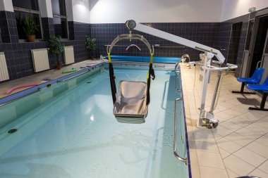 Wisla, Polonya - 23 Ekim 2105: Hidroterapi Havuzu Wisla, Polonya Engelliler Rehabilitasyon Merkezi