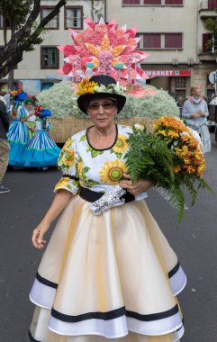 Funchal; Madeira; Portekiz - 22 Nisan; 2018: Funchal şehir Madeira Adası Madeira çiçek Festivali yıllık geçit. Portekiz.