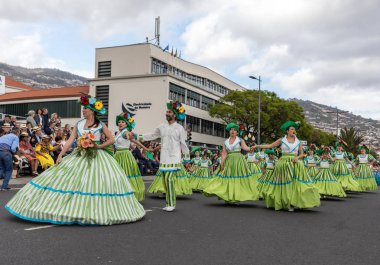 Funchal; Madeira; Portekiz - 22 Nisan; 2018: Funchal şehir Madeira Adası Madeira çiçek Festivali yıllık geçit. Portekiz.