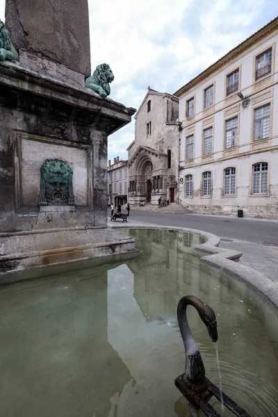 Arles Francia Giugno 2017 Fontana Place Republique Arles Francia — Foto Stock