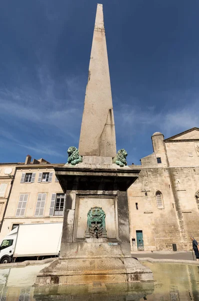 Arles France June 2017 Fountain Place Republique Arles France — Stok fotoğraf