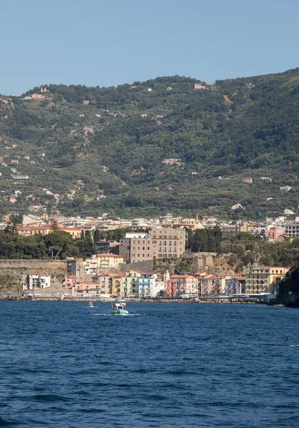 Ciudad Sorrento Vista Desde Agua Campania Italia — Foto de Stock