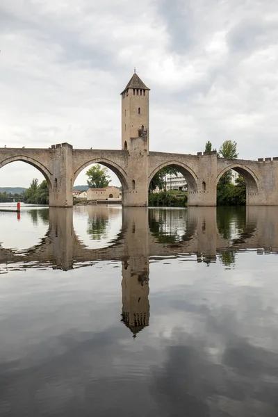 中世纪的瓦勒桥在罗特河上 卡奥尔 — 图库照片