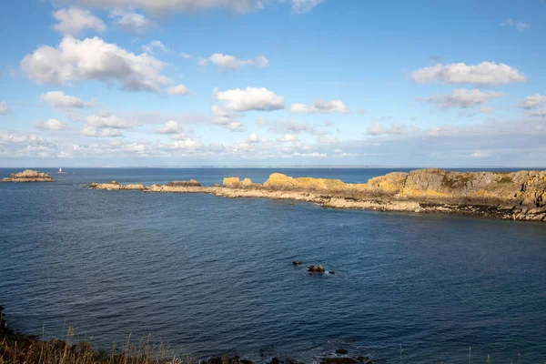 Пуэнт Груэн Канкале Emerald Coast Brittany France — стоковое фото