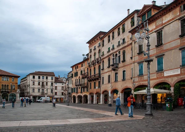 Bassano Del Grappa Włochy Września 2019 Piazza Liberta Plac Wolności — Zdjęcie stockowe