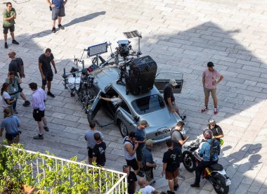 Matera, İtalya - 15 Eylül 2019: Bond 25, Aston Martin DB5 Sassi, Matera, İtalya 'da 
