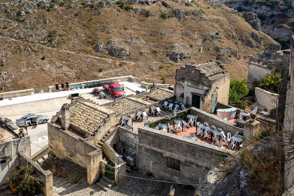 Matera イタリア 9月15 2019 ボンド25 アストンマーティンDb5車サッシ マテーラ イタリアで映画 死ぬ時間がない から追跡シーンを撮影する準備 — ストック写真