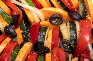 Ratatouille, Fransız Provenal sebze tabağı Nice'de kaynaklanan ihtiva eder..