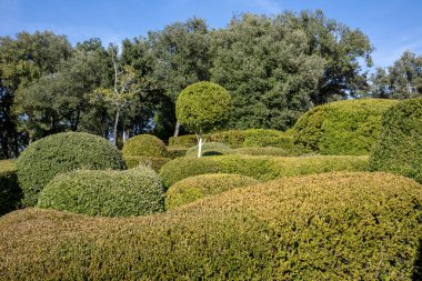 Dordogne, Fransa - 3 Eylül 2018: Jardins de Marqueyssac Fransa'nın Dordogne bölgedeki bahçelerde budama sanatı