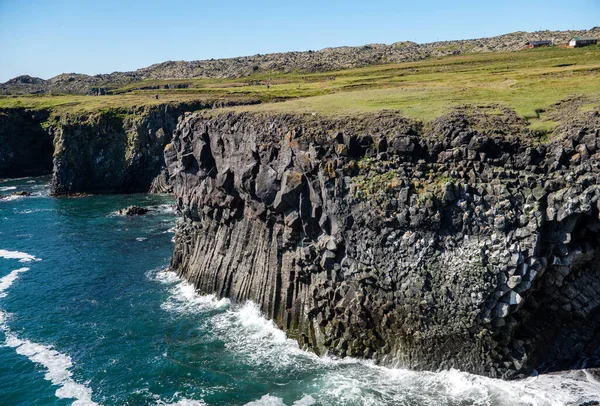 Klify Między Arnarstapi Hellnar Snaefellsnes Zachodnia Islandia — Zdjęcie stockowe