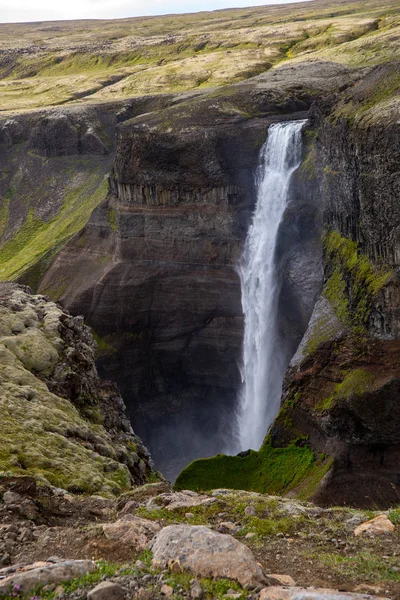 Pohled Krajinu Vodopádu Haifoss Islandu — Stock fotografie