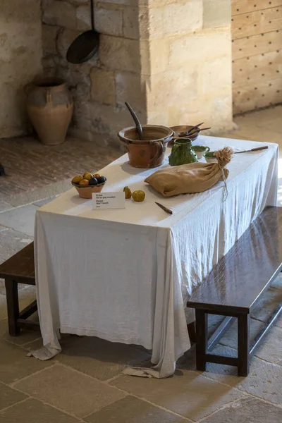 法国多多尼城堡 2018年9月7日 法国多多尼 阿基坦城堡的中世纪要塞卡斯特尔诺城堡厨房的内部 — 图库照片