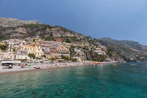 Positano Italy June 2017 People Resting Sunny Day Beach Positano — Stock Photo, Image