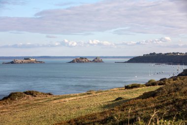 Cancale 'de Pointe du Grouin. Emerald Sahili, Brittany, Fransa , 